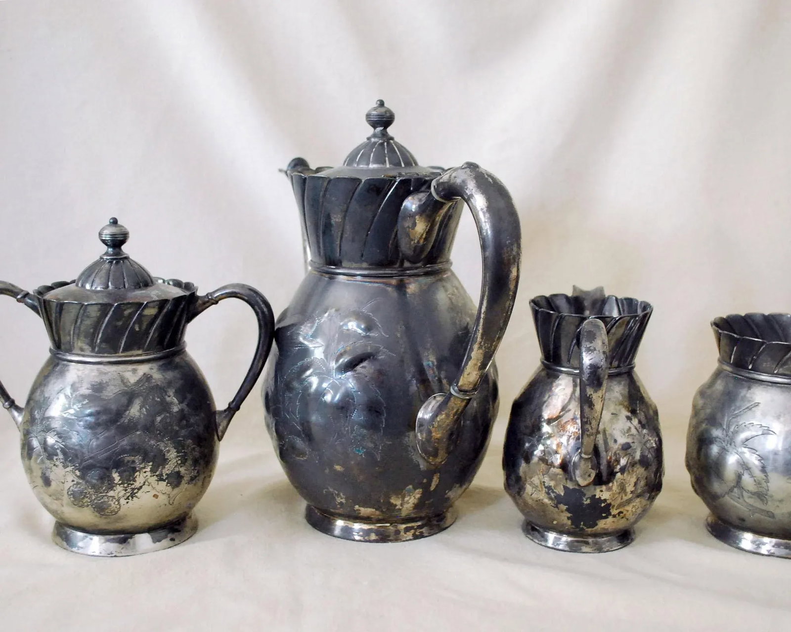 Antique Victorian Silver Plate Tea Service - Set of Four - 4