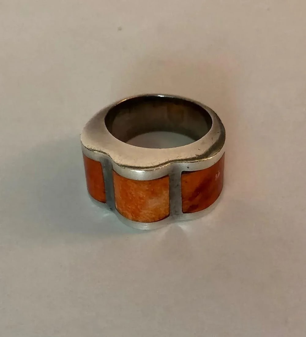 Peruvian Modernist Inlay Carnelian Agate and Sterling Ring Size 7 - 4