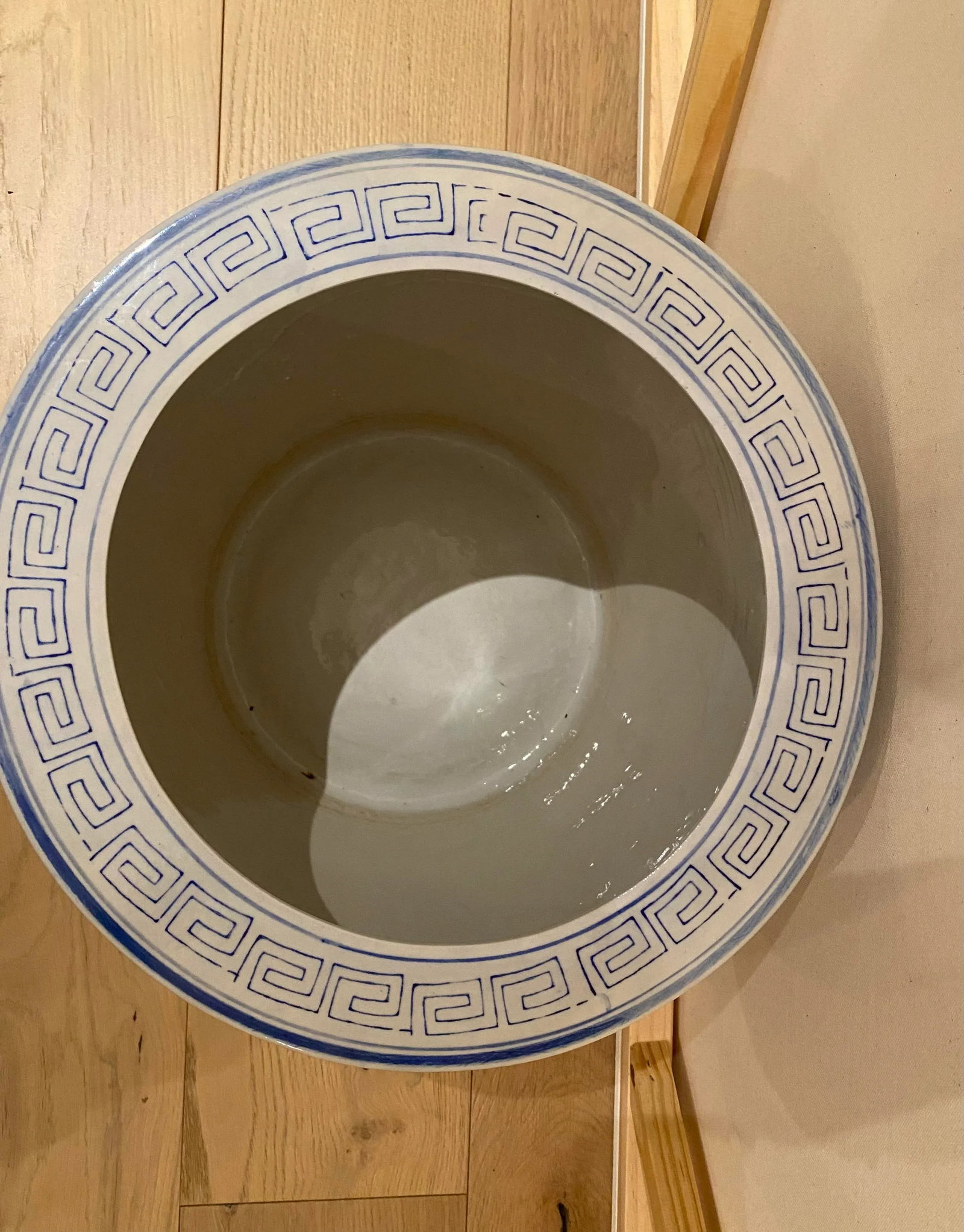 Vintage Chinese Ceramic Blue & White Fish Bowl Planter Floral Pot - 3