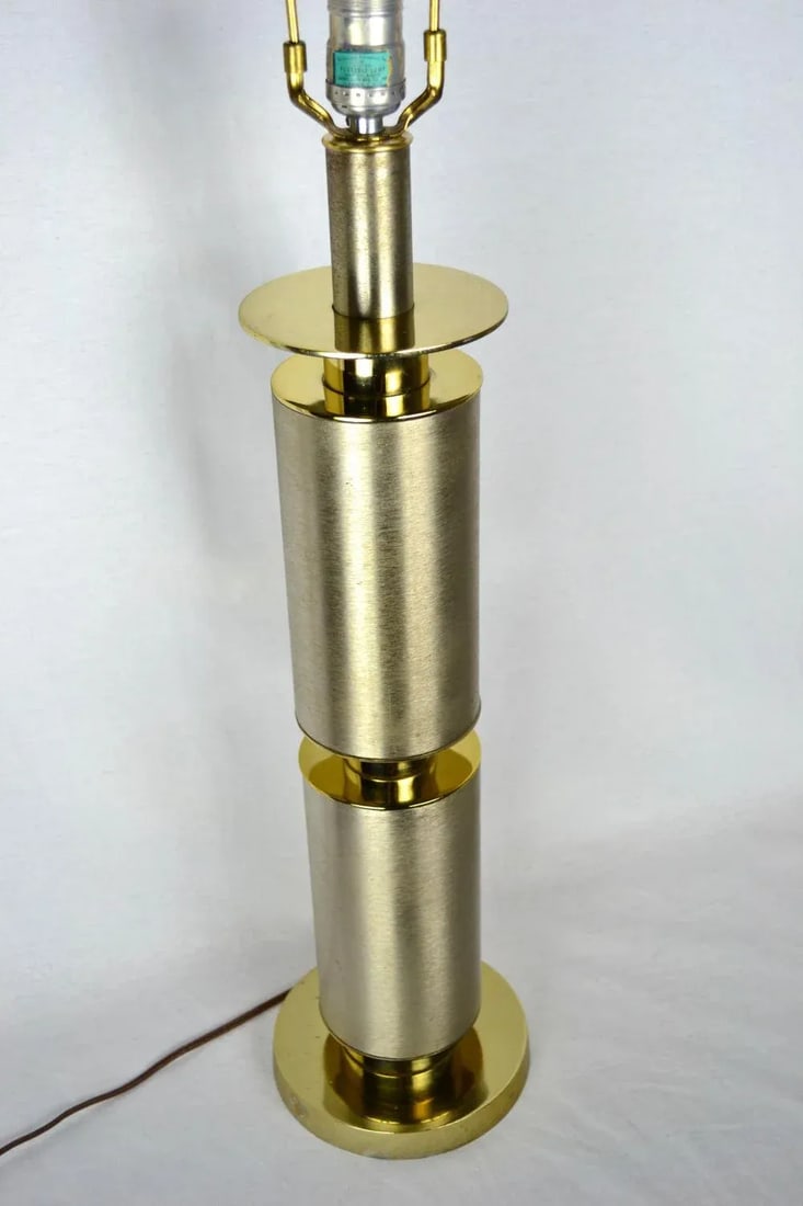 Laurel Lighting | Large Brushed Aluminum Table Lamp - 2