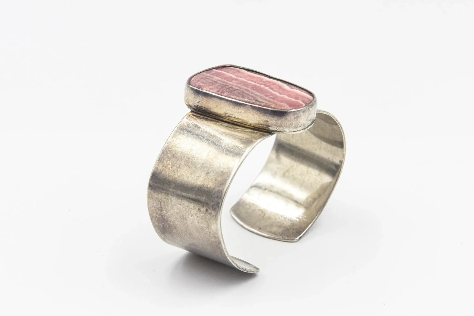 Late 20th Century Native American Sterling Silver and Rhodochrosite Cuff Bracelet - 8
