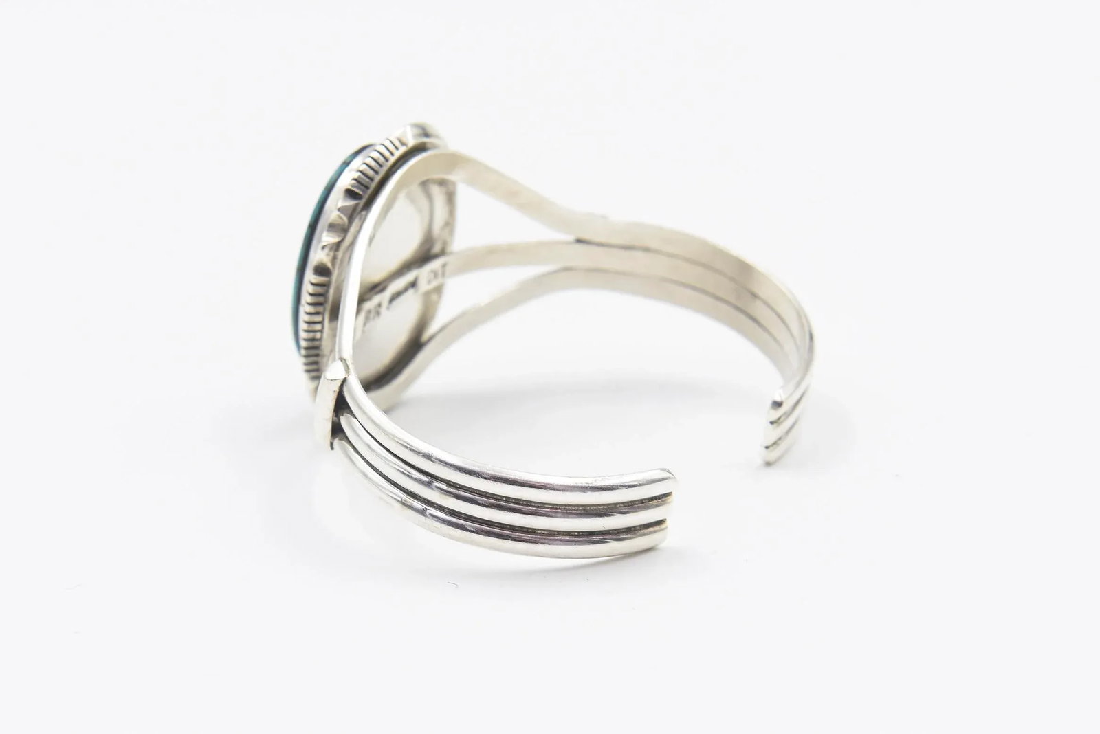 Late 20th Century Southwest Native American Turquoise Sterling Silver Cuff Bracelet - 7