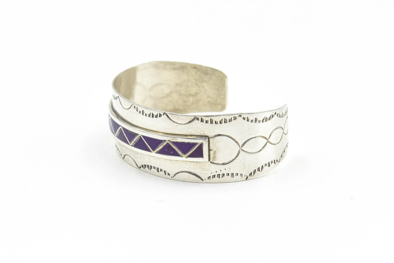 Late 20th Century Navajo Native American Inlay Sugilite Sterling Silver Cuff Bracelet by Mary Morgan - 3