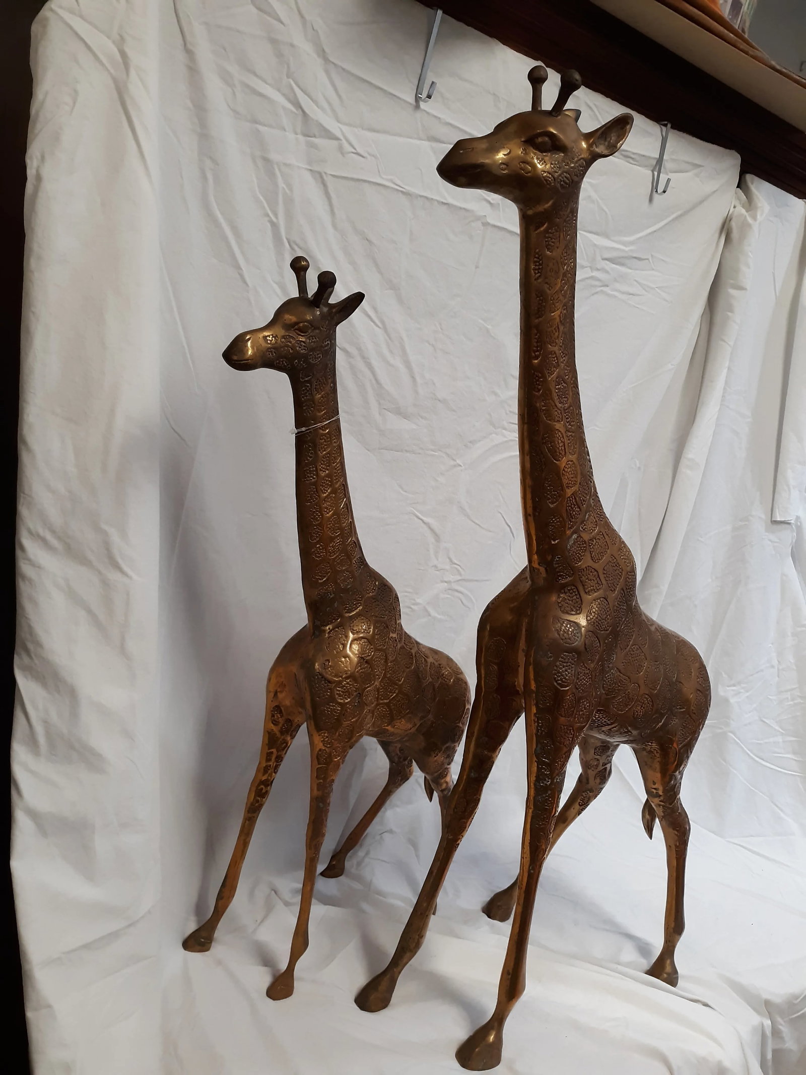 1960s Vintage Brass Giraffe Statues - A Pair - 5