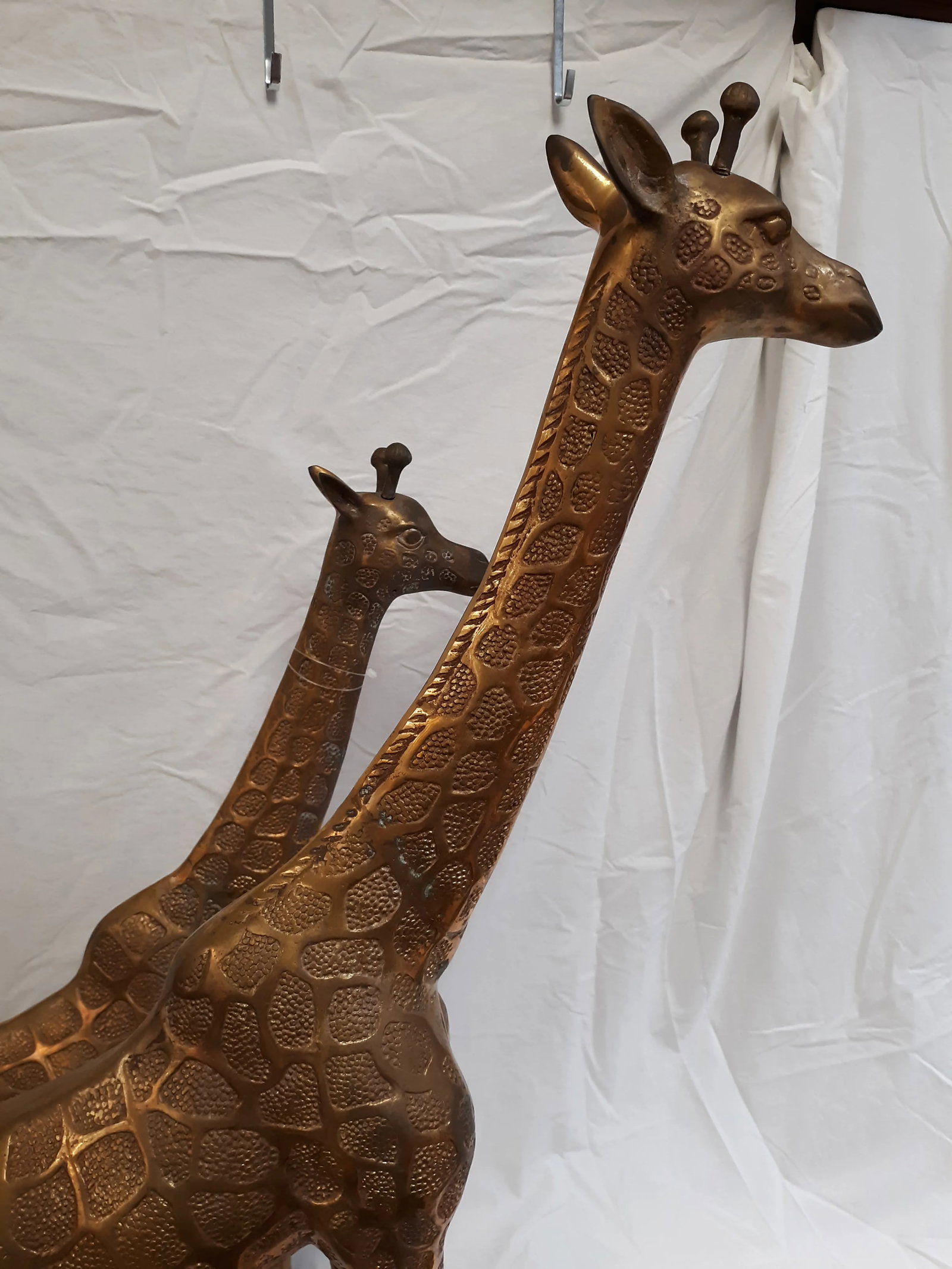 1960s Vintage Brass Giraffe Statues - A Pair - 8