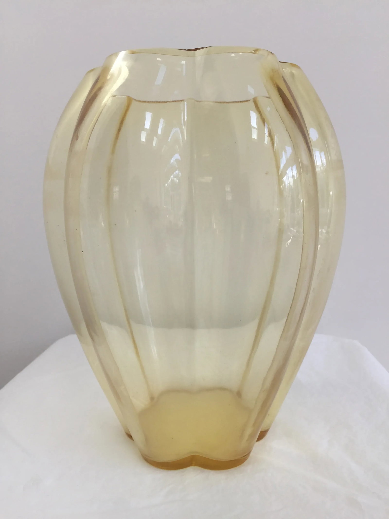 George Sakier for Fostoria Glass Company Gold "Lotus" Vase - 3