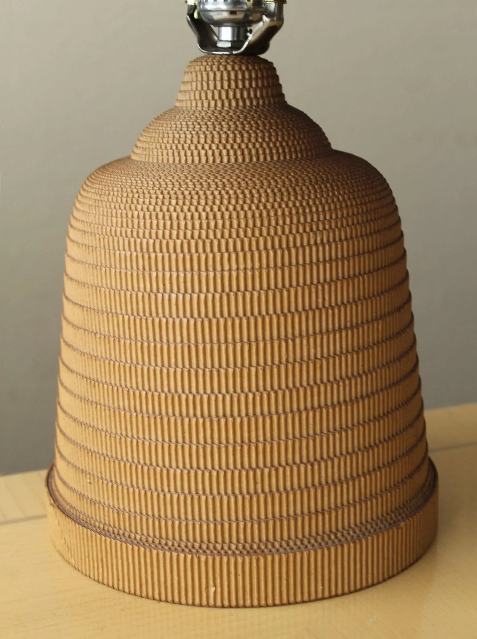 Mid-Century Cardboard Table Lamp, Gregory Van Pelt Frank Gehry Art Style 1960s - 3