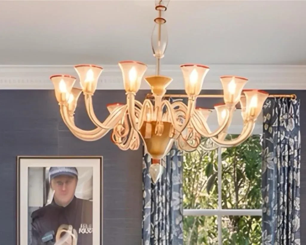 Murano 12 Arm Chandelier in Gold and Ruby Red - 4