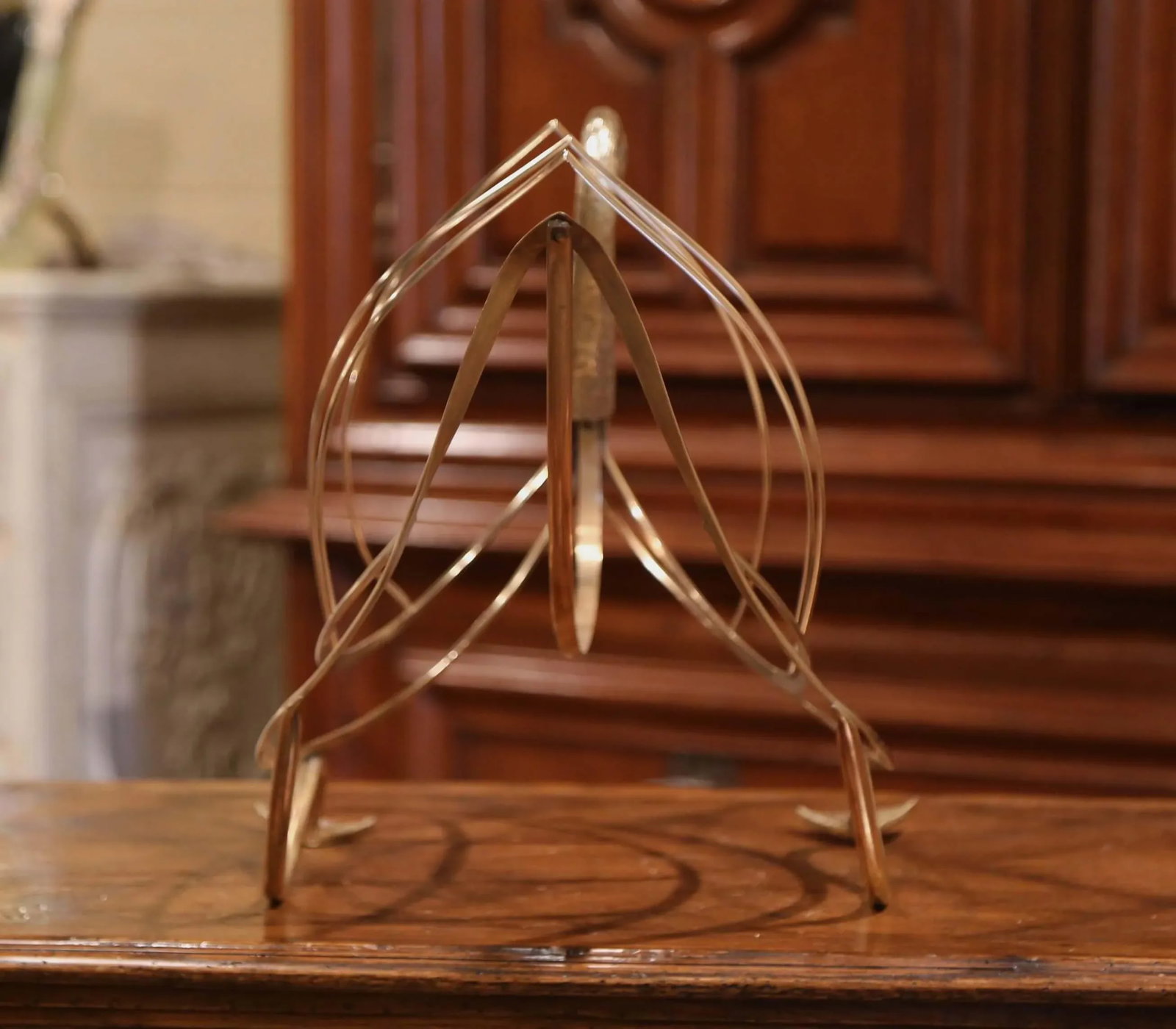 Midcentury French Brass Swan Magazine Rack From Maison Jansen - 7