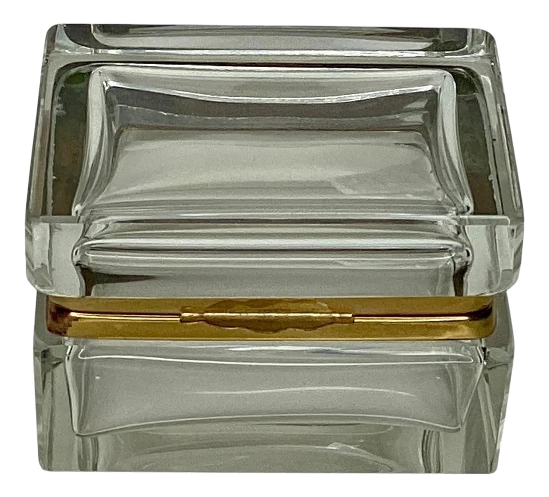 Clear Murano Glass Box: A clear Murano glass box with gilt metal fitting. In very good vintage condition. A great addition to a book shelf or a dressing table. Condition: Alterations: Original Condition Unaltered