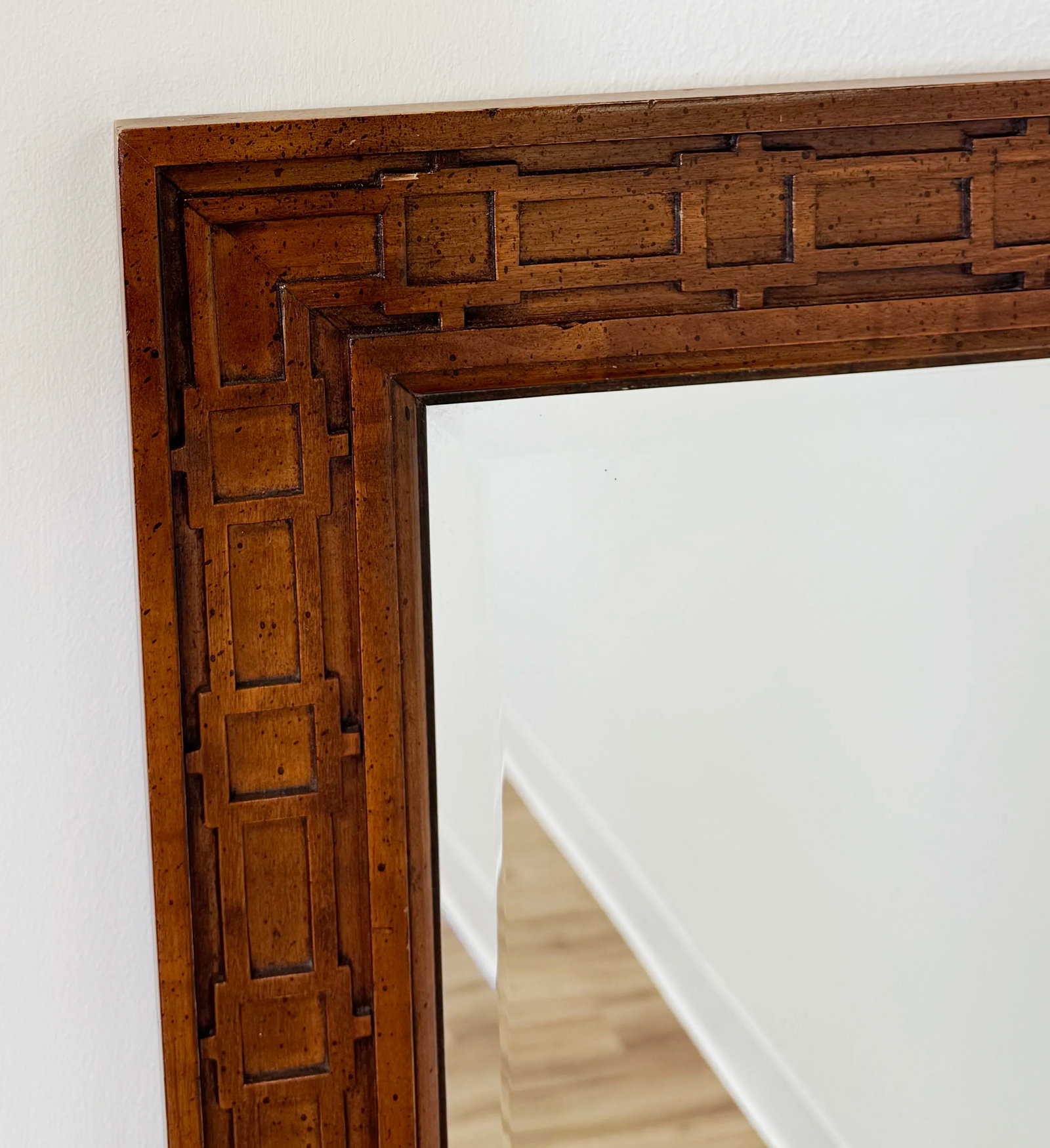 Vintage MCM Carved Wood Mirrors, a Pair - 8