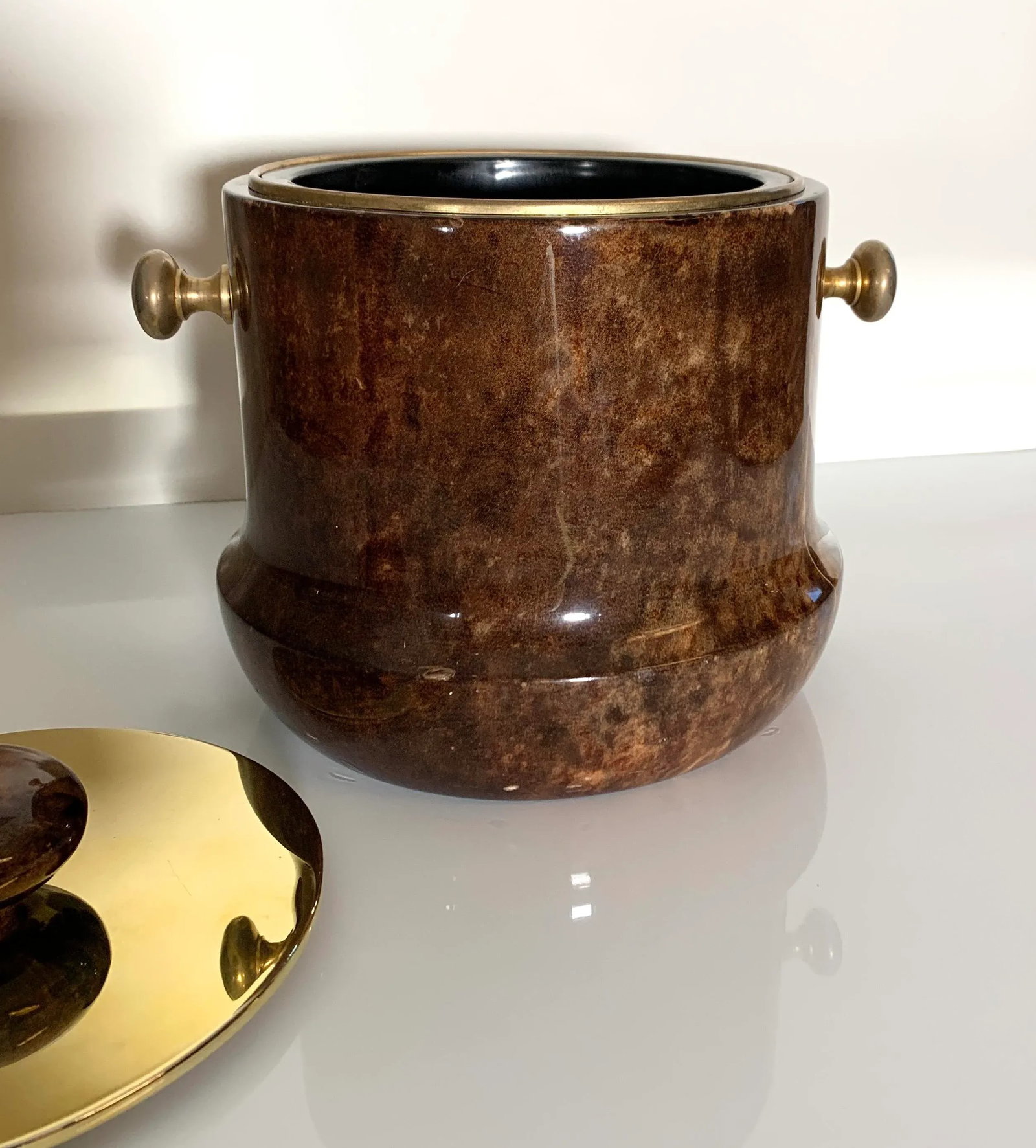 Mid 20th Century Aldo Tura Lacquered Goatskin and Brass Italian Ice Bucket - 5