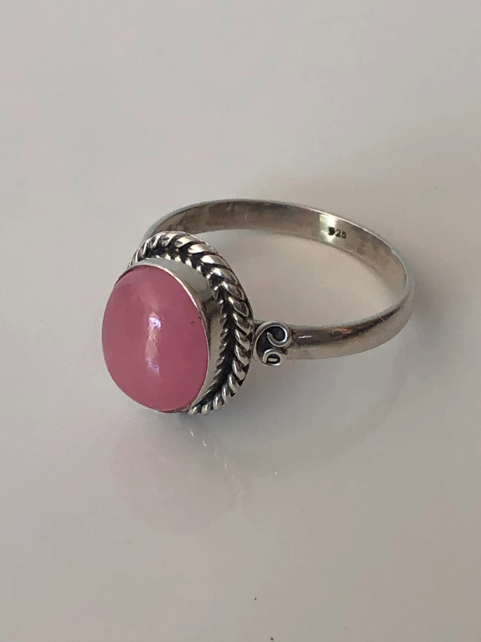 Vintage Rose Quartz Cabochon Stone and Sterling Ring (Size 9.5) - 6