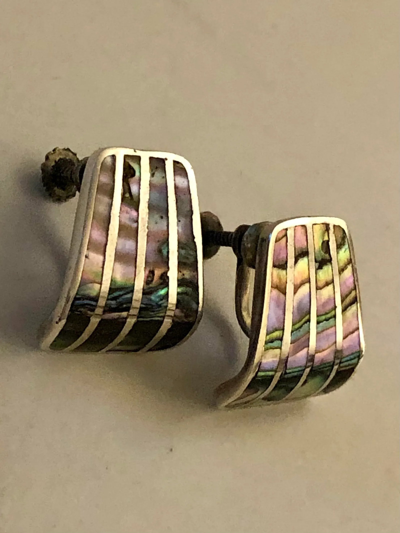 Mid 20th Century Vintage Mexican Abalone Shell Sterling Screw Back Earrings, A Pair - 2