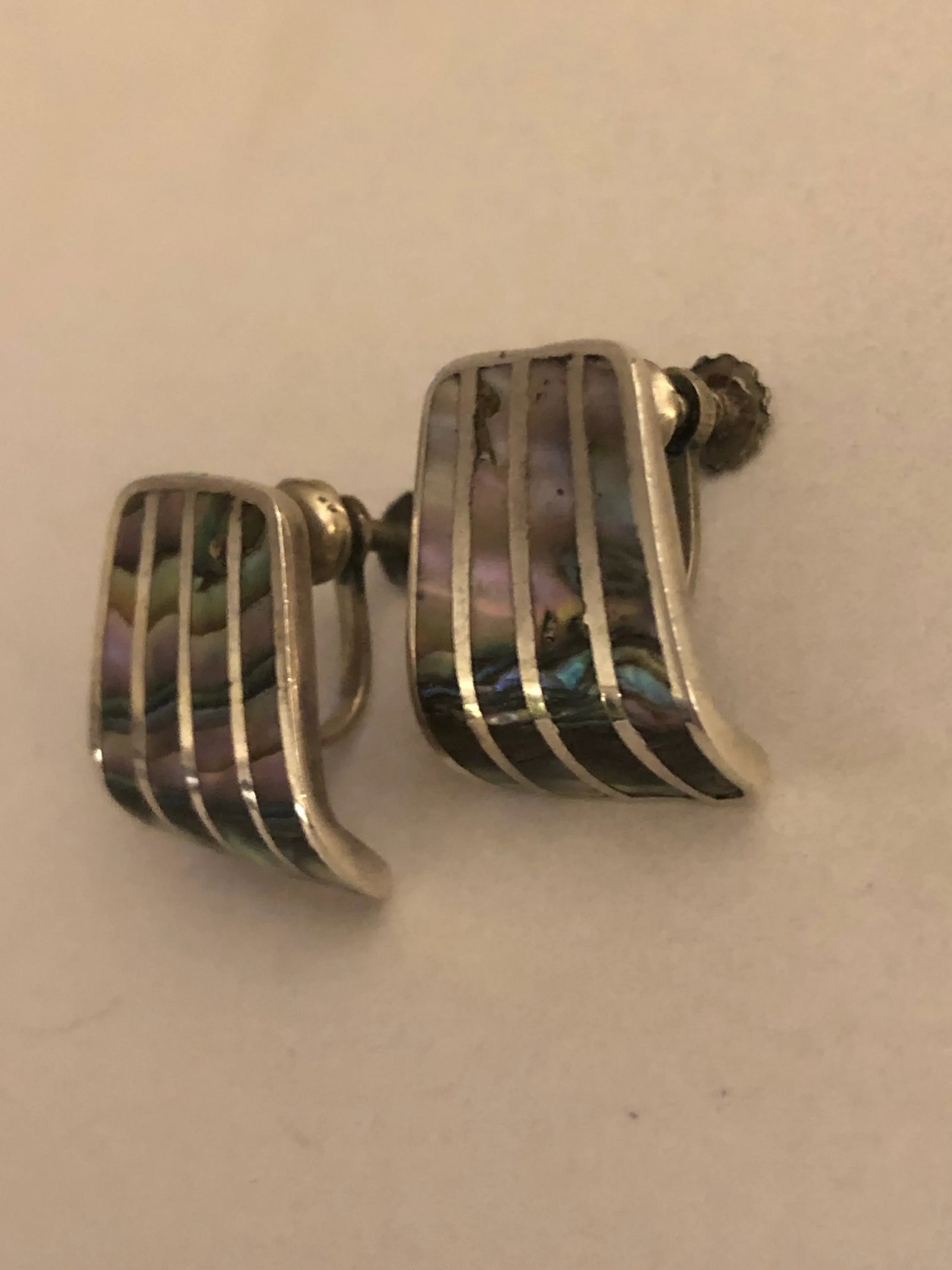 Mid 20th Century Vintage Mexican Abalone Shell Sterling Screw Back Earrings, A Pair - 9