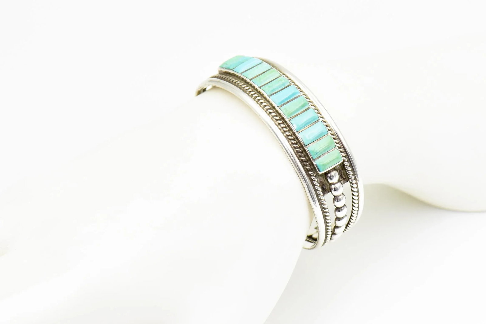 Late 20th Century Vintage Southwestern Turquoise Sterling Silver Cuff Bracelet - 6