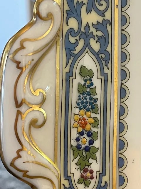 Late 20th Century Lenox 'Autumn' Fine China Service for Twelve- 94 Pieces - 4