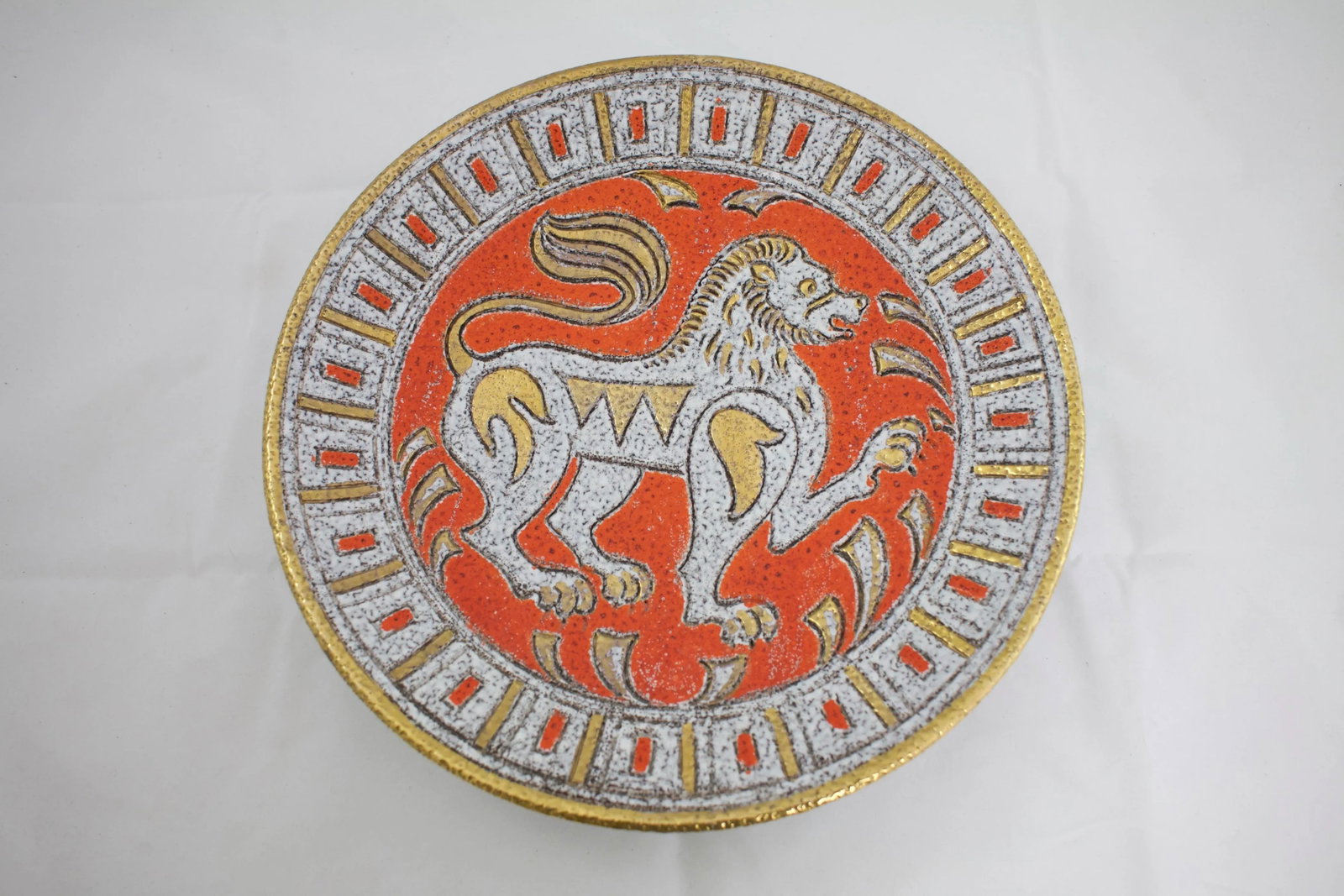 Mid-Century Italian Sgrafitto Lion Bowl - 7