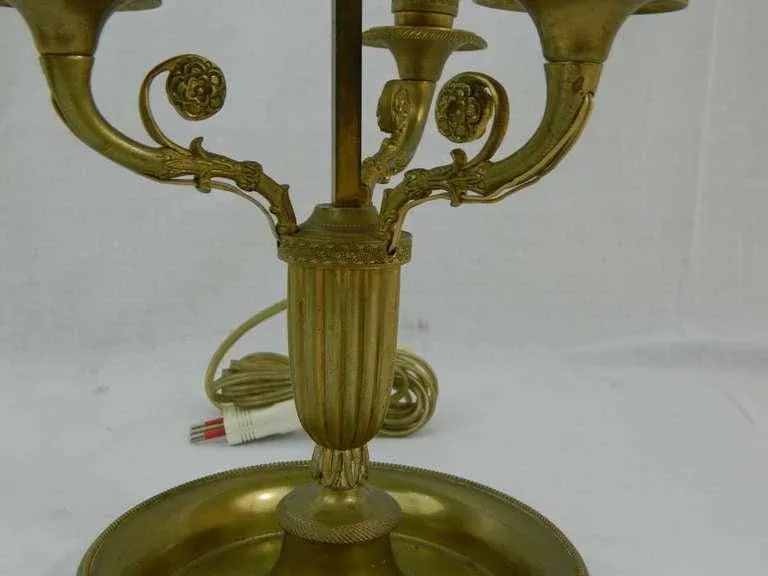 19th Century Louis XVI Style Three Light Gilt Bronze Bouillotte Lamp - 5