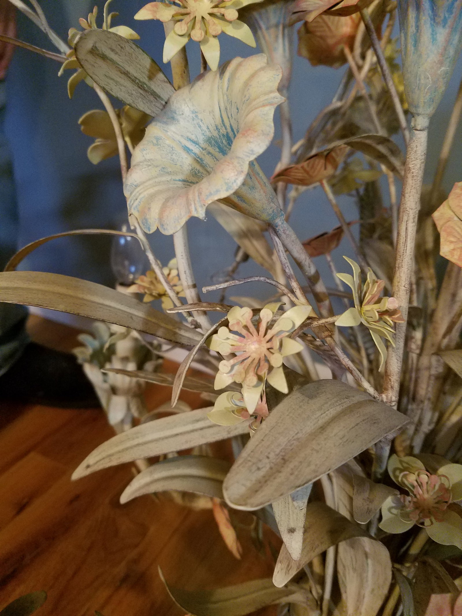 Large Early 21st Century Floral Tole Chandelier - 11