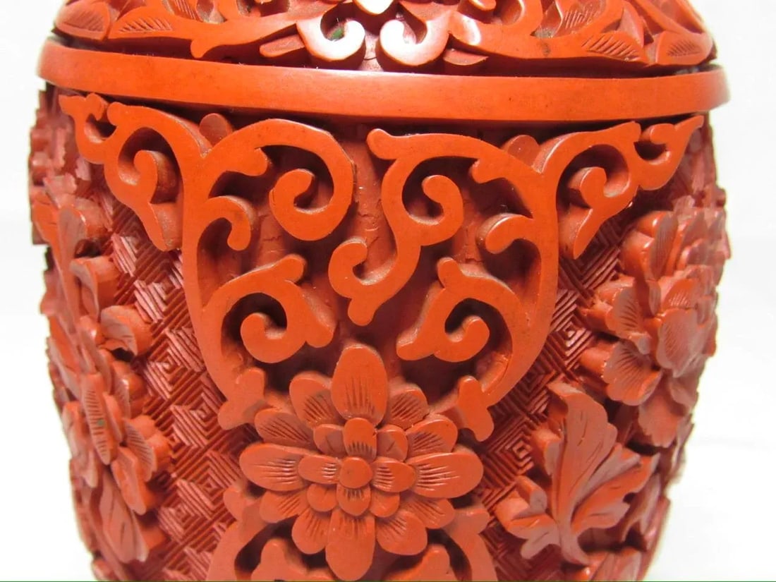 Pair of Chinese Cinnabar Lidded Vases - 2