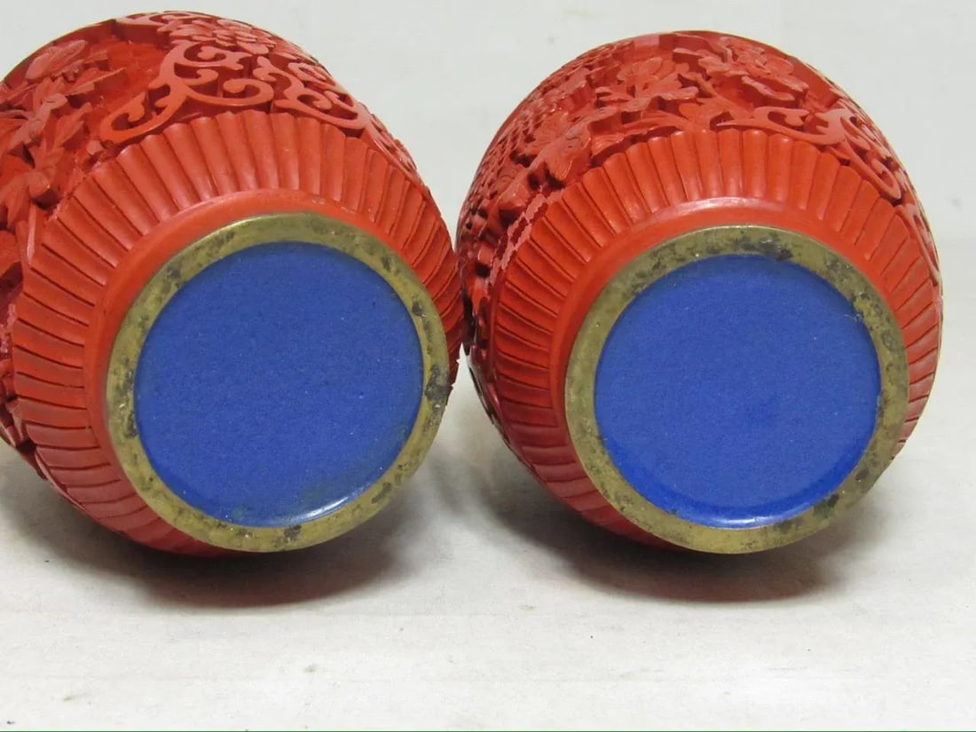 Pair of Chinese Cinnabar Lidded Vases - 8