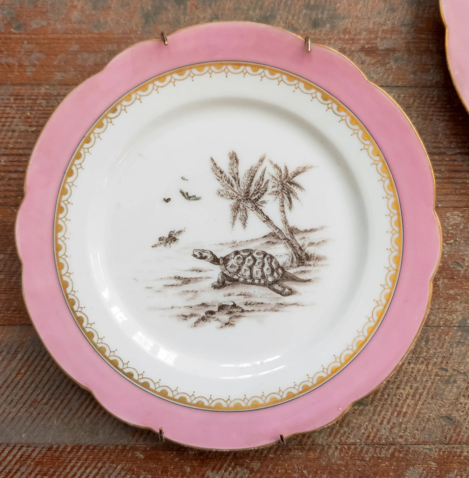 19th Century Pair of Decorative Wall Plates Animals and Pink Rim Attributed to Limoges France - 2