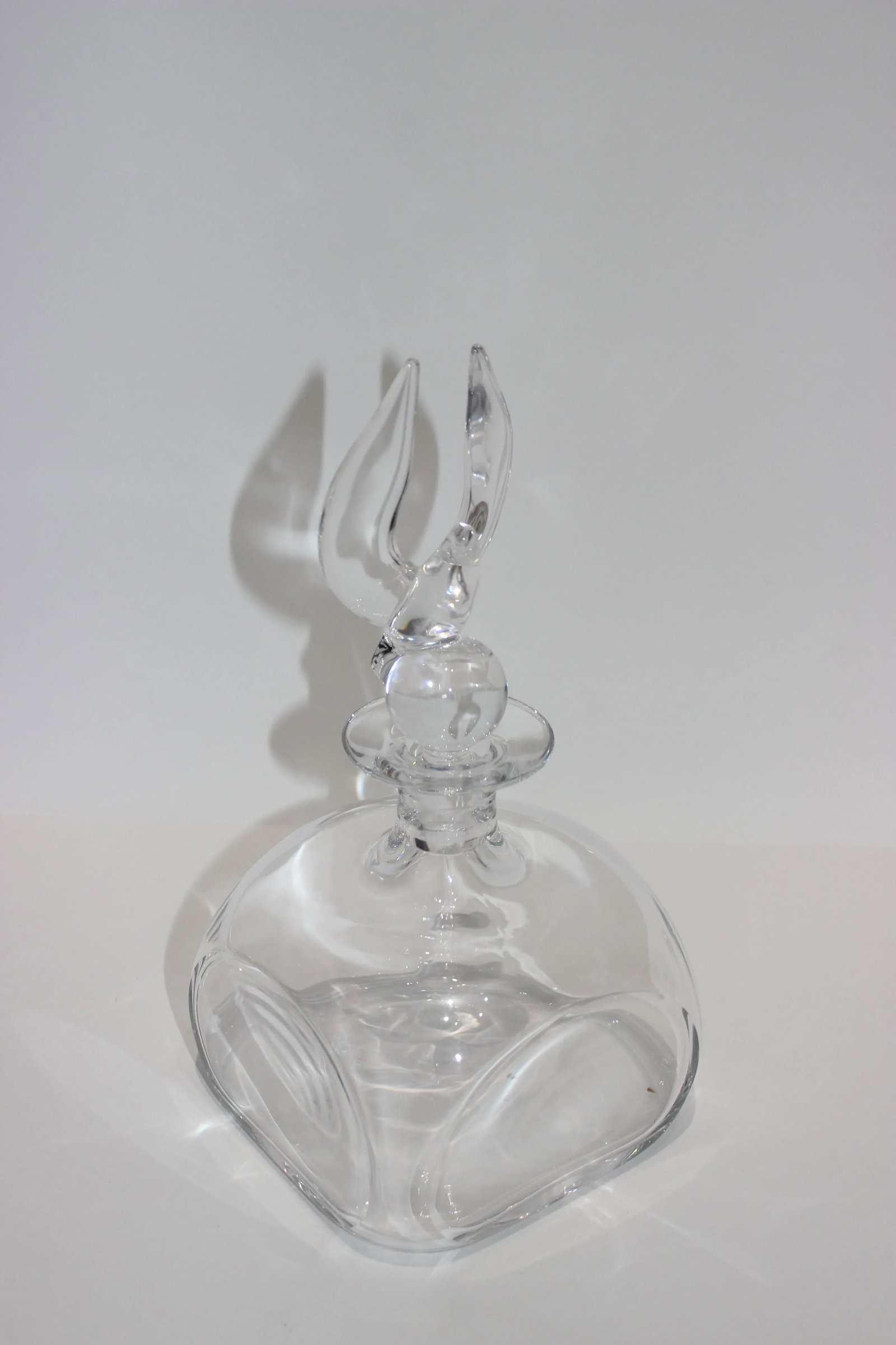 Steuben Lloyd Atkins Eagle Decanter Signed - 3