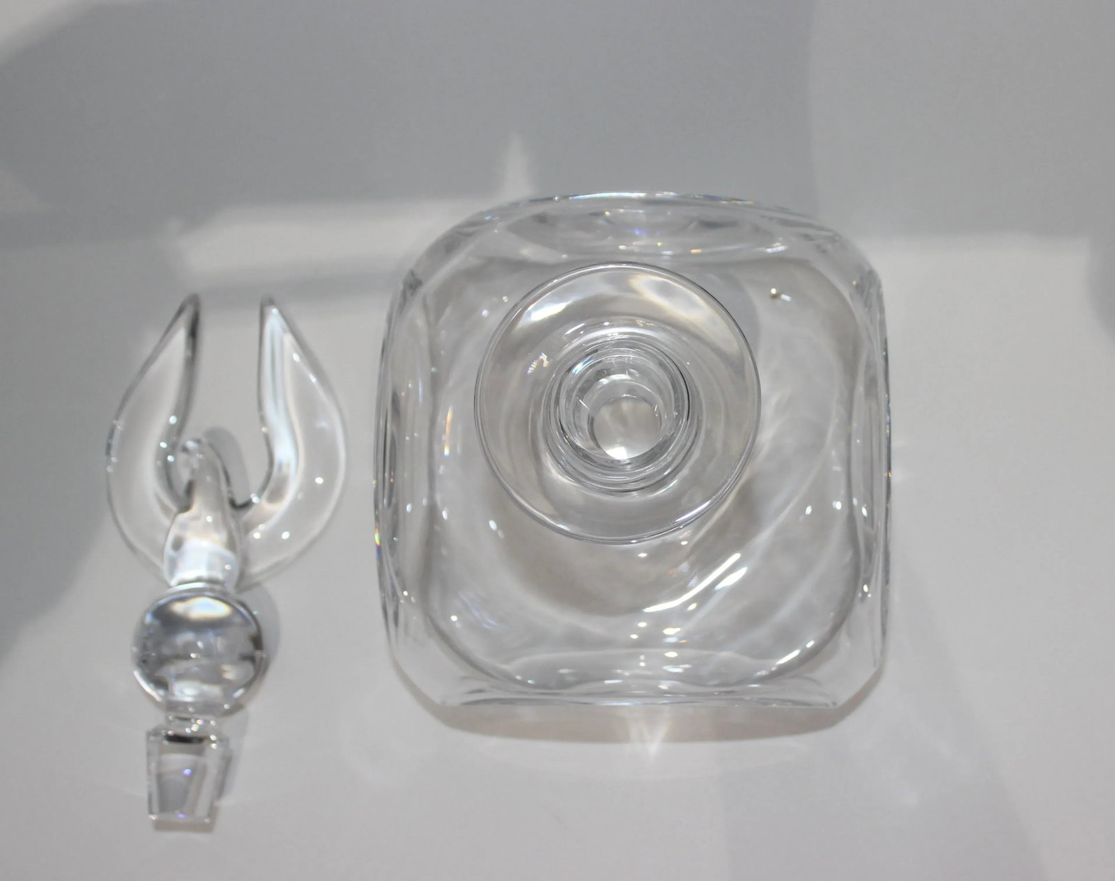Steuben Lloyd Atkins Eagle Decanter Signed - 8
