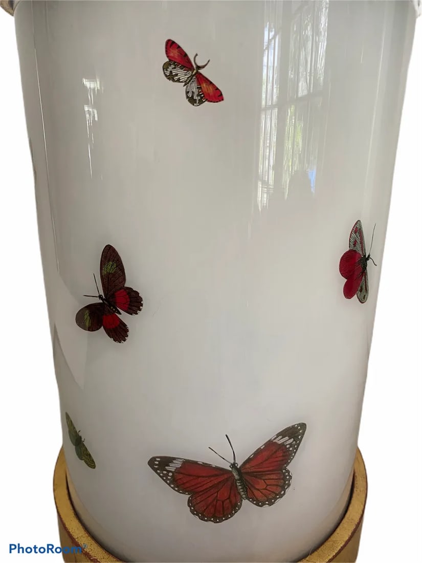 Parrot on Perch Table Lamp - 3