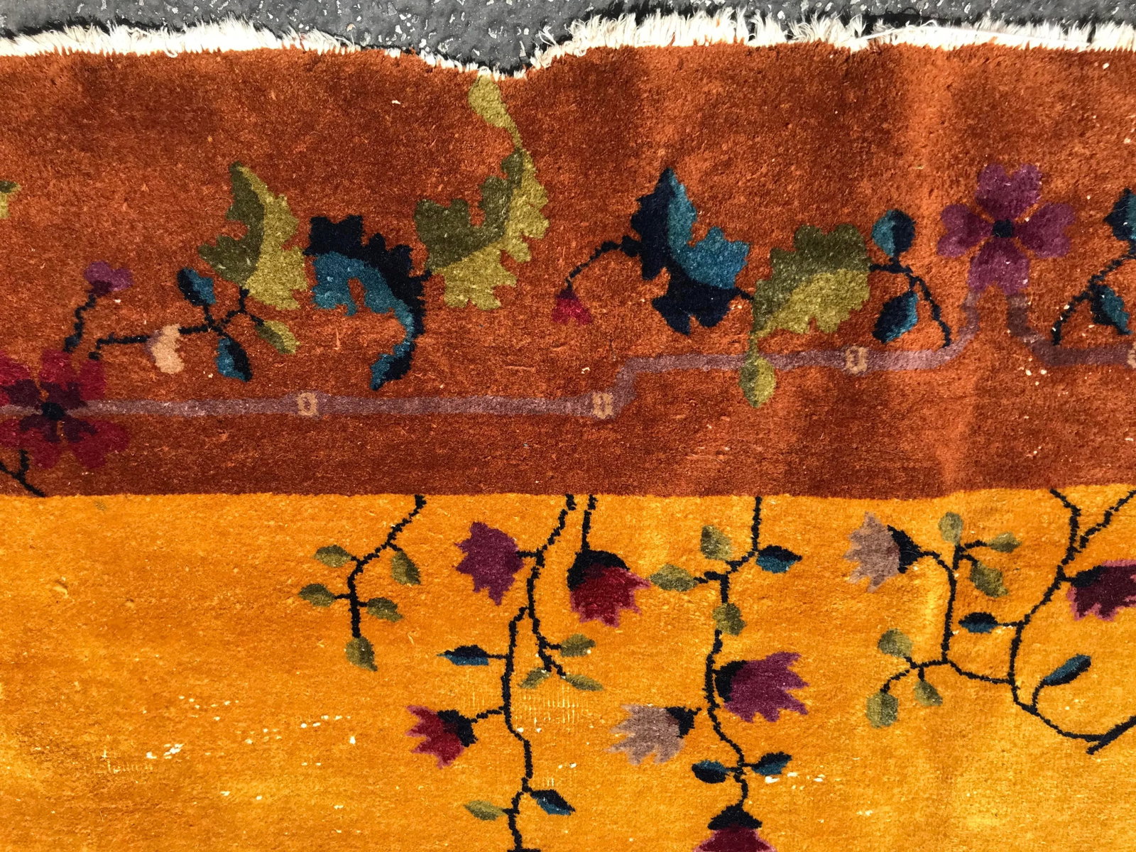 1920s Art Deco Chinese Rug- 8'11" X 11'5" - 9