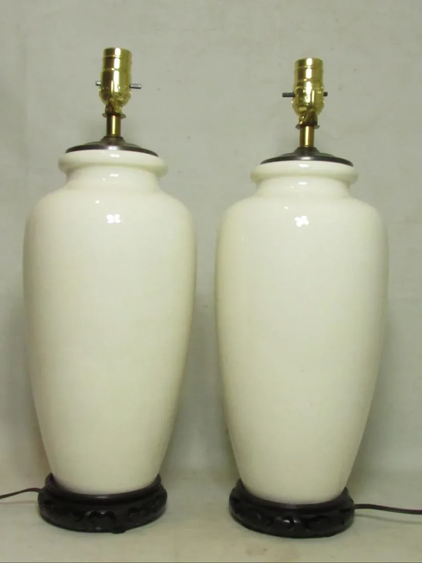 Pair of White Porcelain Vase Lamps - 10