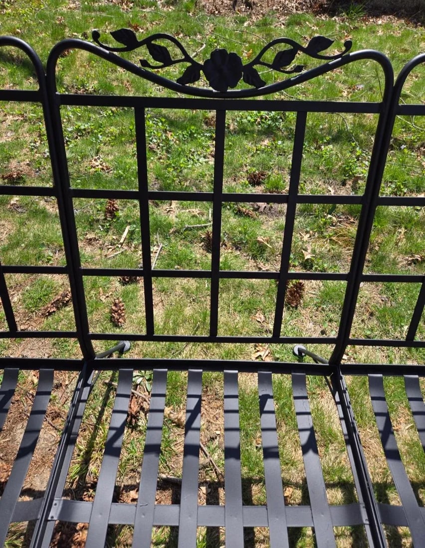 Vintage Woodard Wrought Iron Outdoor Patio Furniture - 3