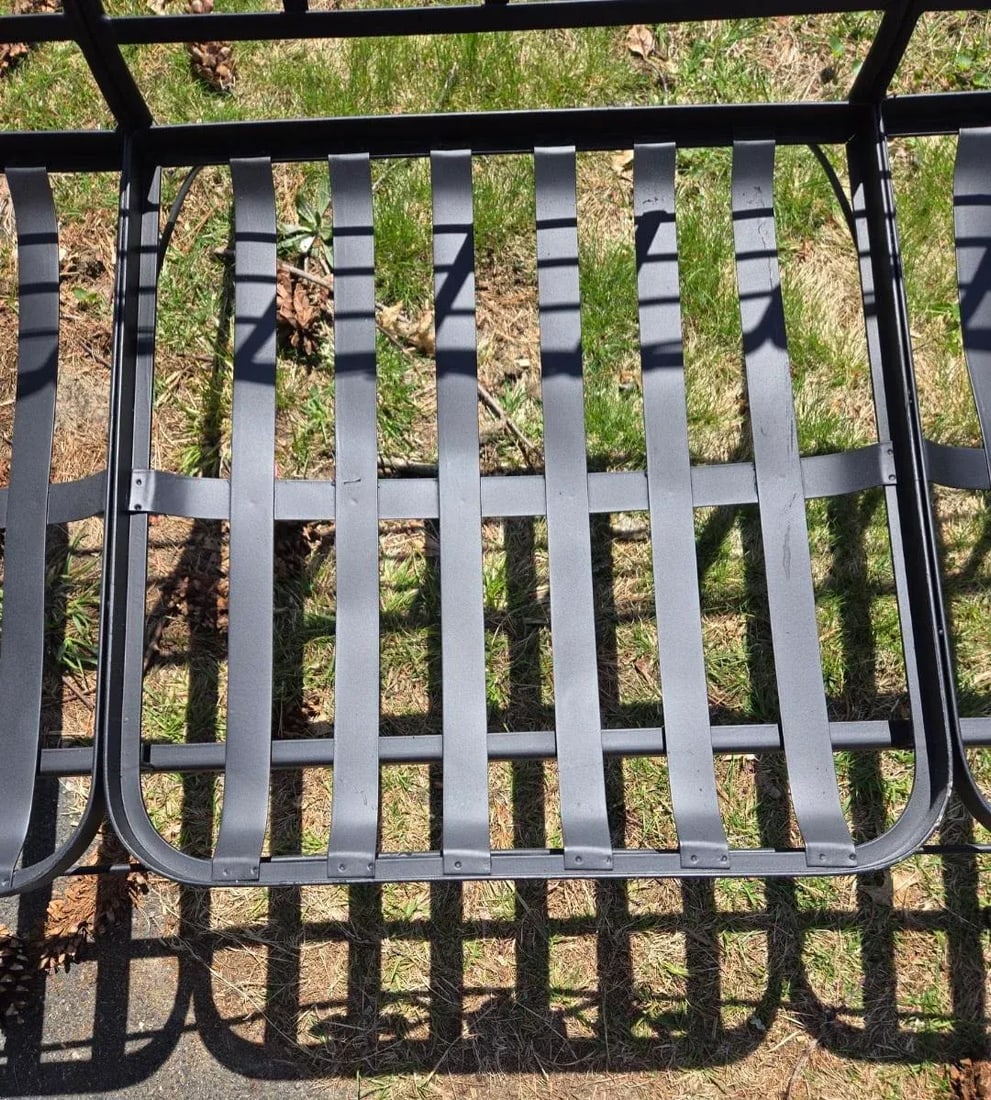 Vintage Woodard Wrought Iron Outdoor Patio Furniture - 4