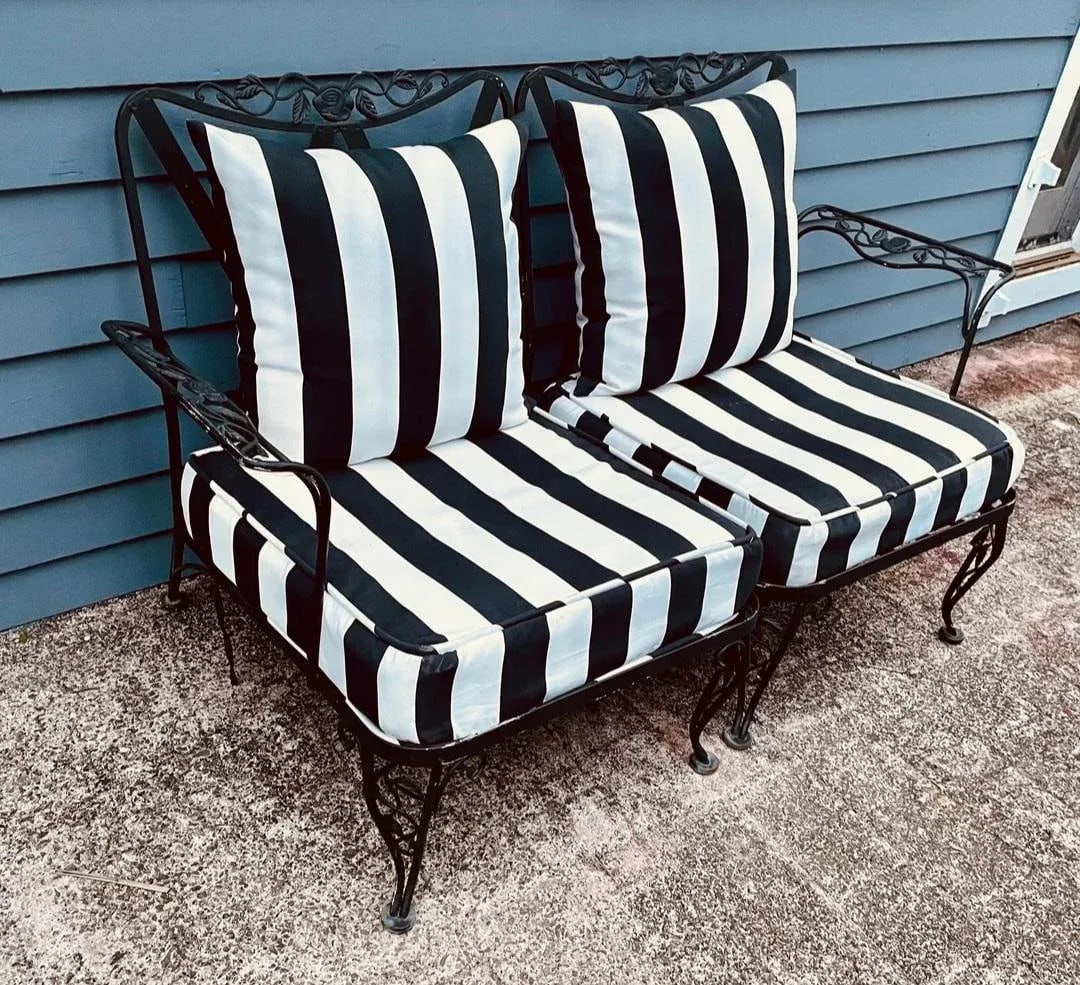 Vintage Woodard Outdoor Sofa Loveseat - 9