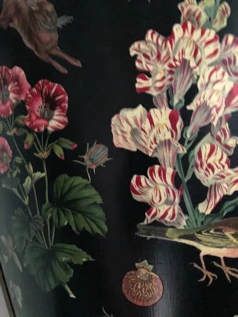 Flora and Fauna Decoupage Metal Grape Hod - 9