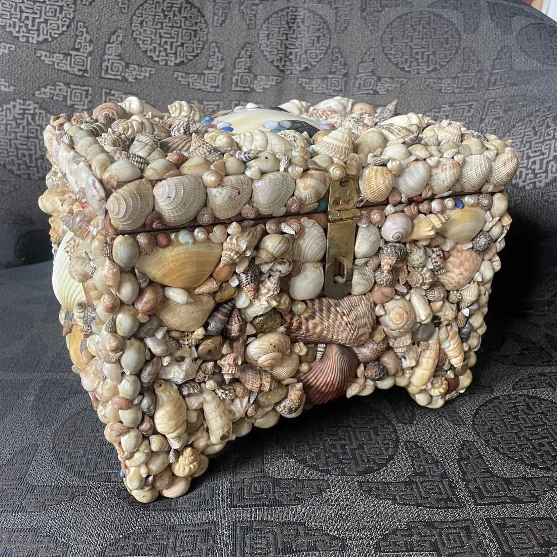 Early 20th Century Shell Encrusted Jewelry/Sewing Box - 12