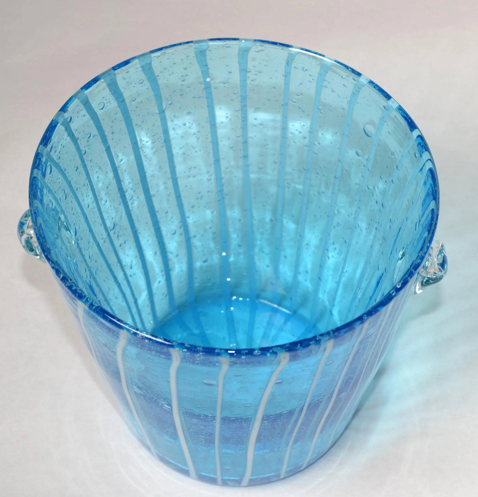 1970s Vintage Venini Style Blown Glass Light Blue White Wine Cooler Martini Ice Bucket, Italy - 11
