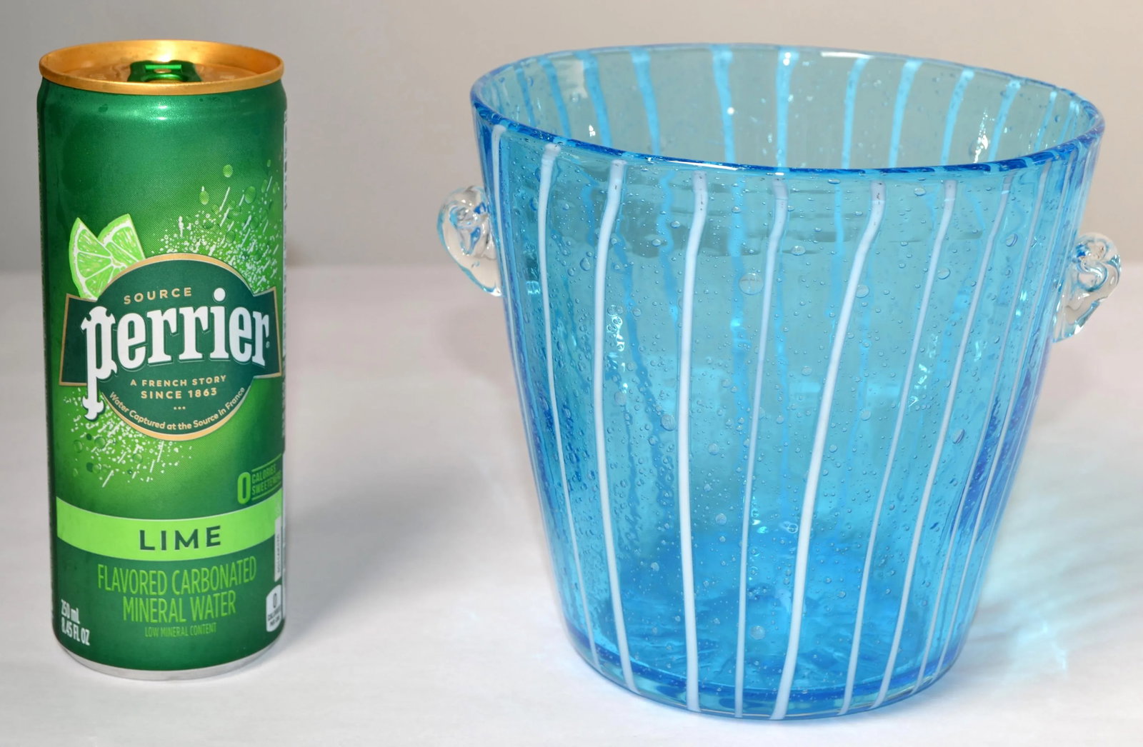 1970s Vintage Venini Style Blown Glass Light Blue White Wine Cooler Martini Ice Bucket, Italy - 3