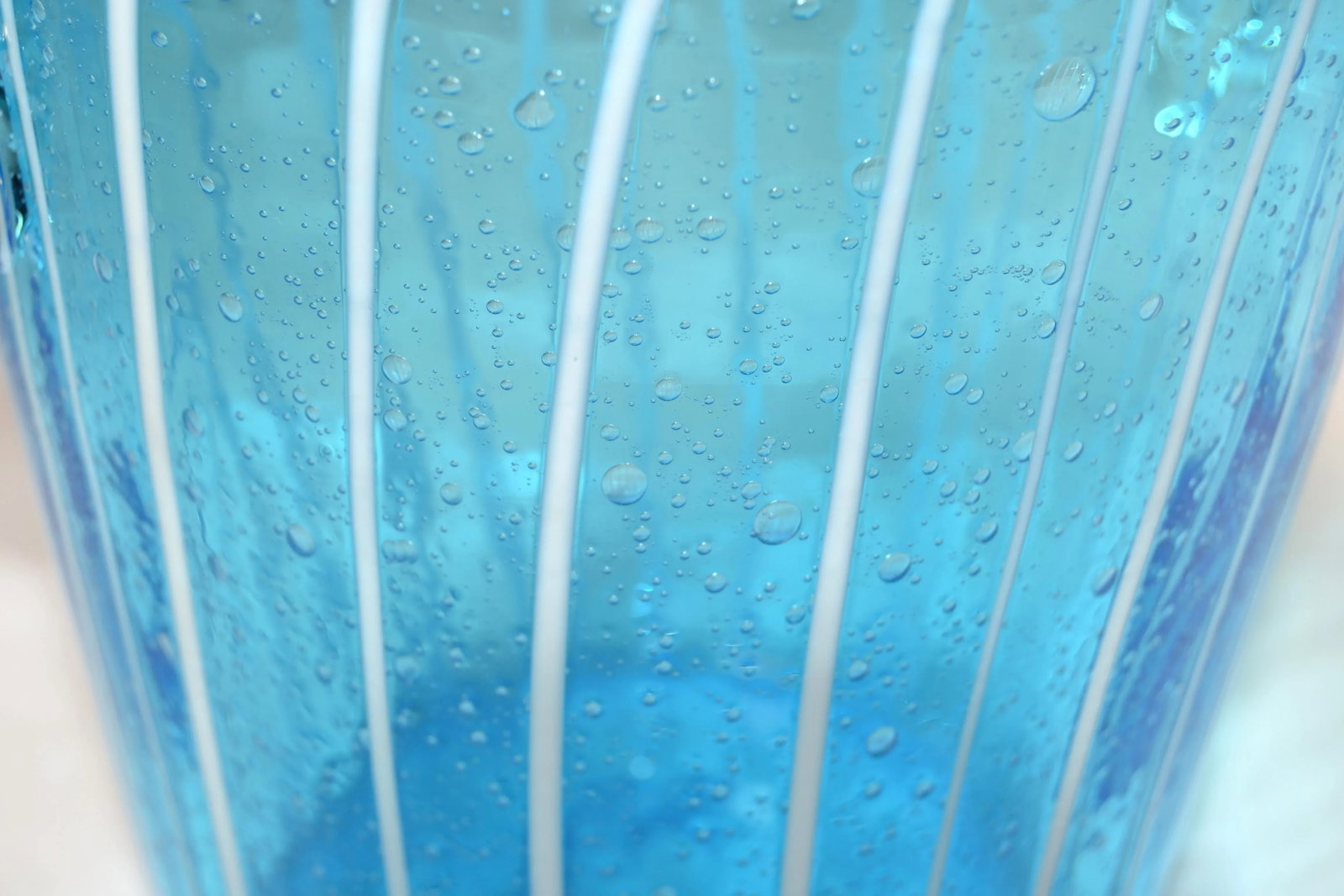 1970s Vintage Venini Style Blown Glass Light Blue White Wine Cooler Martini Ice Bucket, Italy - 7
