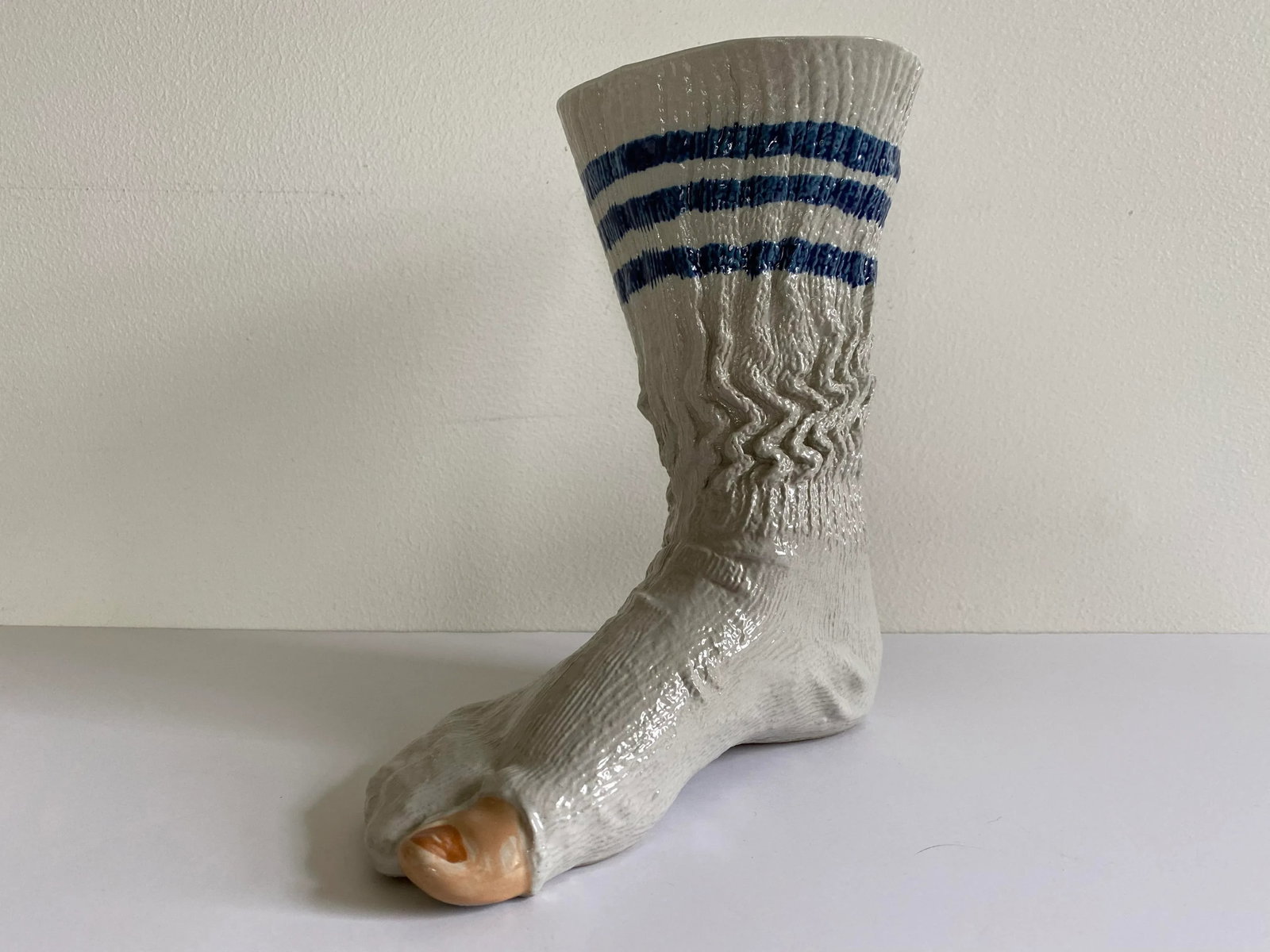 1980s Ceramic Gym Sock Vase by Louisville Stoneware - 5