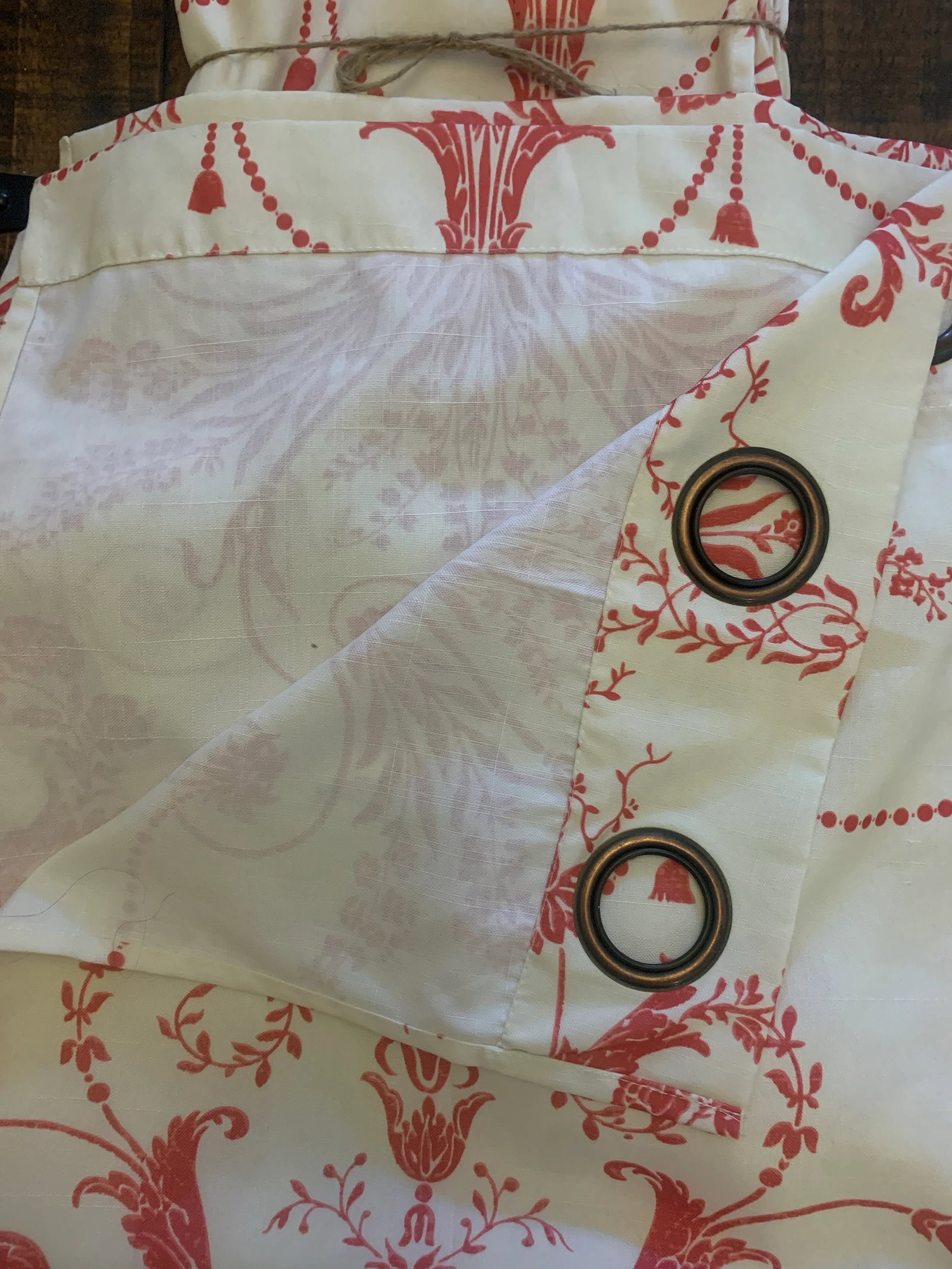 Vintage 1980s Laura Ashley Red Toile Flower Bouquet Curtains- a Pair - 12