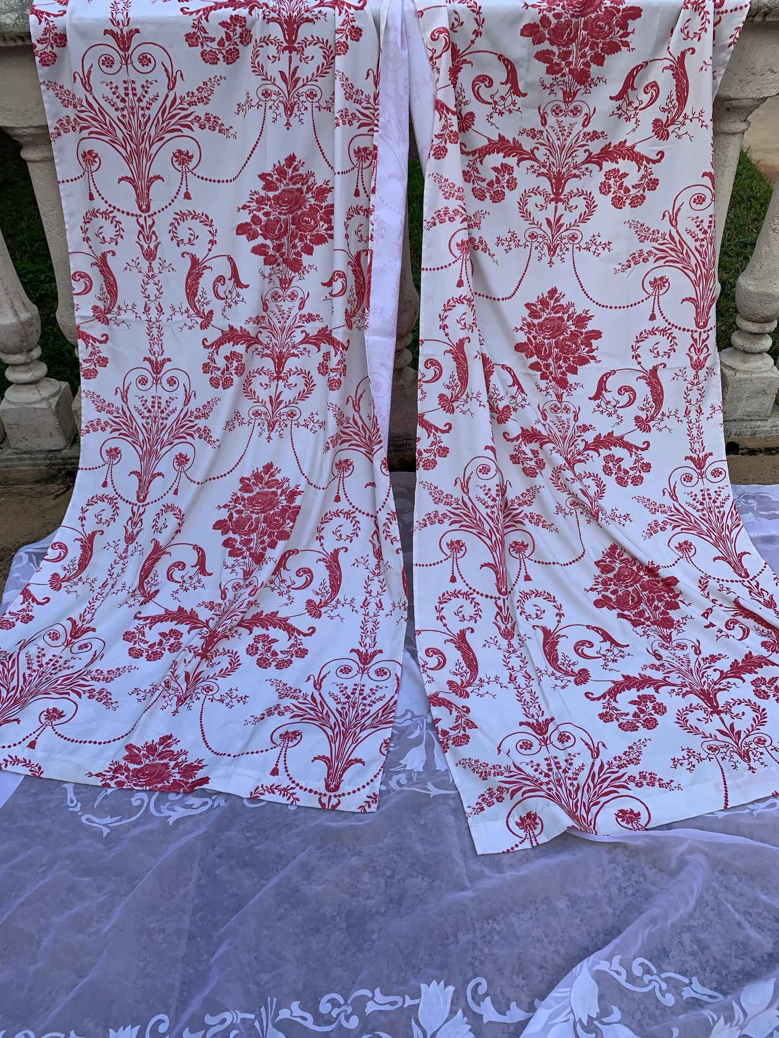 Vintage 1980s Laura Ashley Red Toile Flower Bouquet Curtains- a Pair - 6