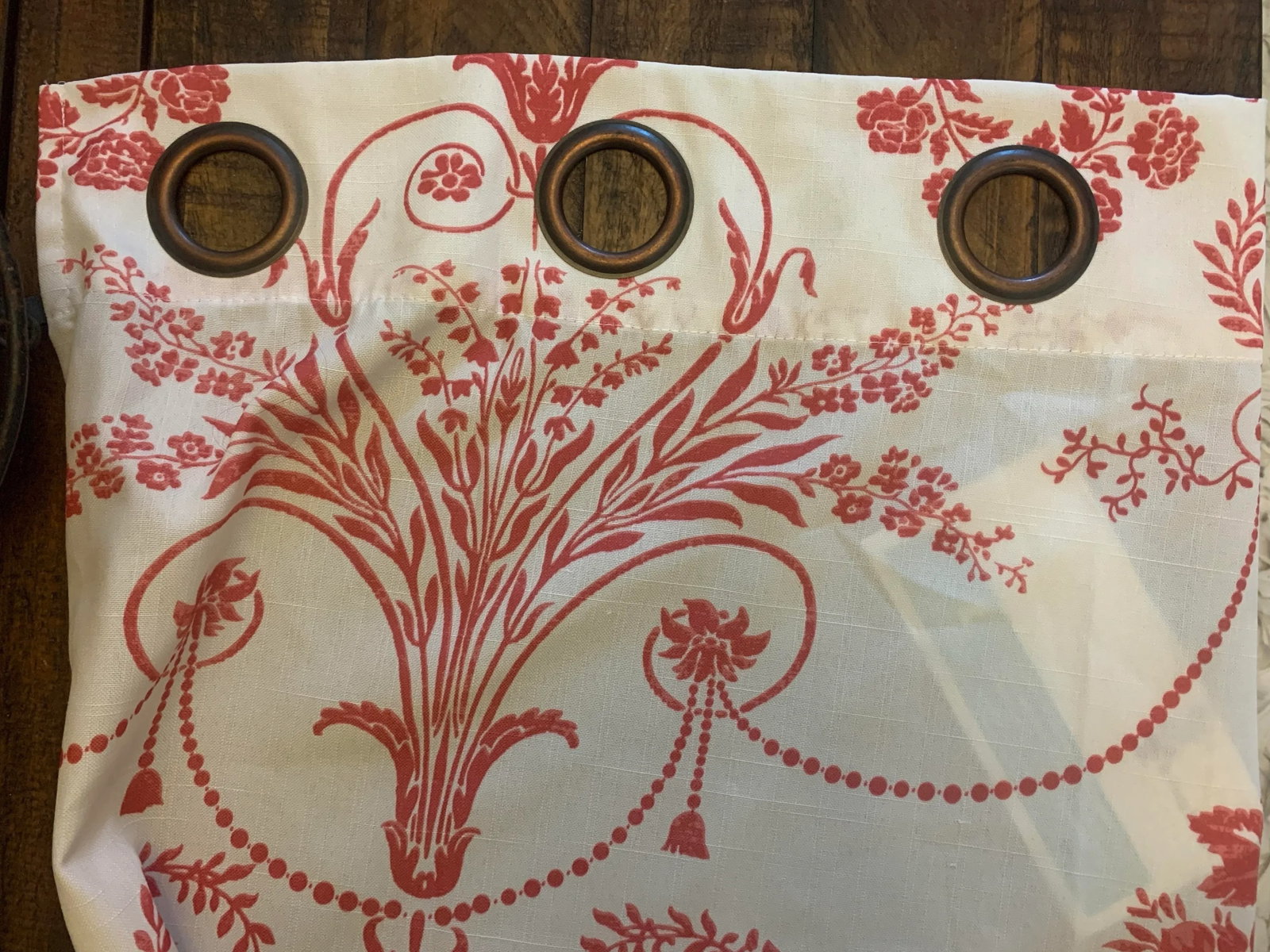 Vintage 1980s Laura Ashley Red Toile Flower Bouquet Curtains- a Pair - 8