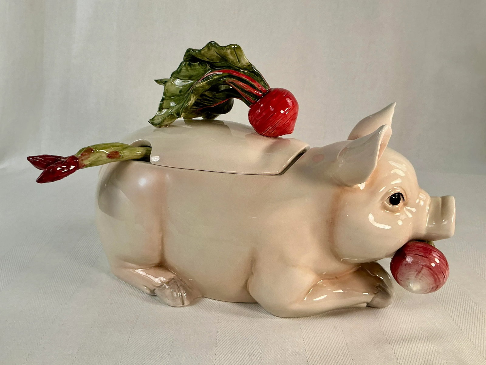Vintage Fritz & Floyd Ceramic Pig Tureen & Ladle - 2
