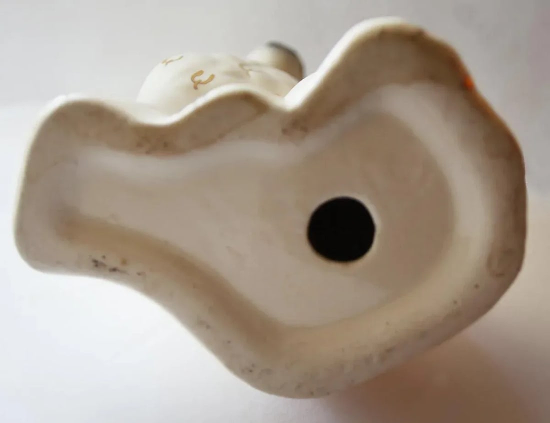 Vintage Staffordshire Style Dogs - A Pair - 3