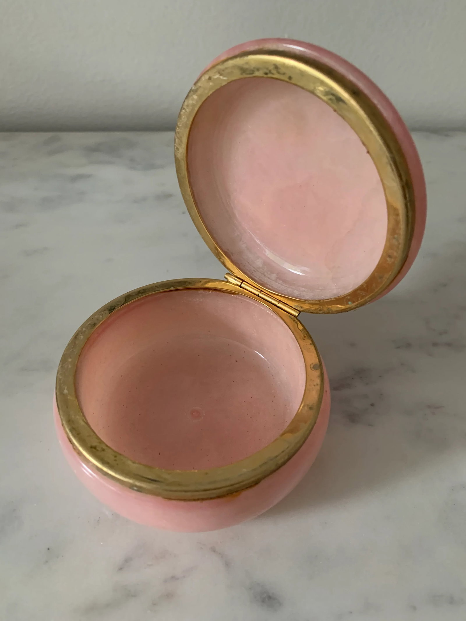 Vintage Italian Handcrafted Alabaster Box - 3