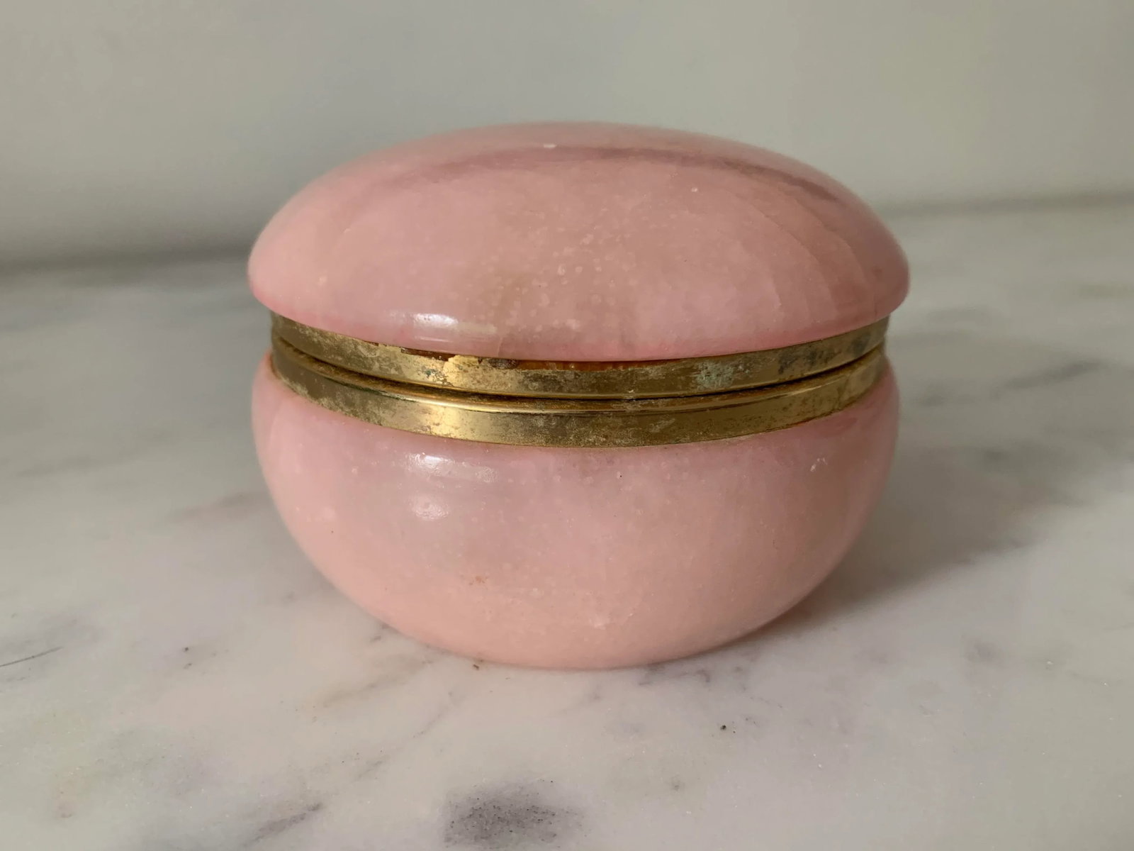Vintage Italian Handcrafted Alabaster Box - 6