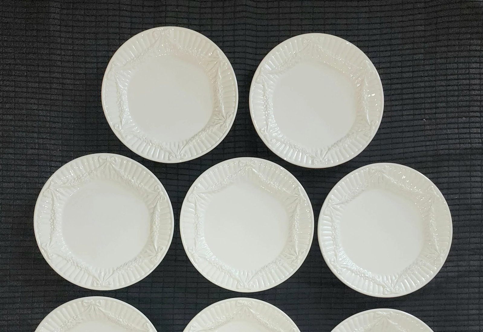 1990s Tiffany & Co. White Garland Dessert/Salad Plates - Set of 11 - 3