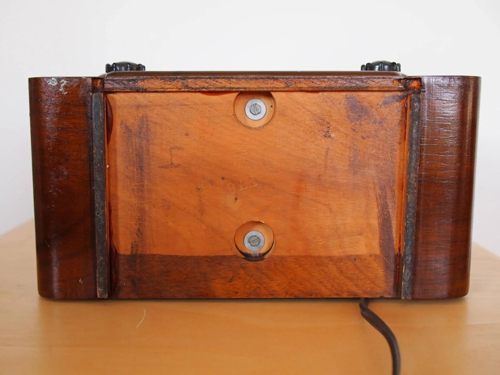 Vintage Eames Emerson 588a Radio, Walnut Bent Plywood, Mid-Century Modern, Retro Mad Men Era - 9